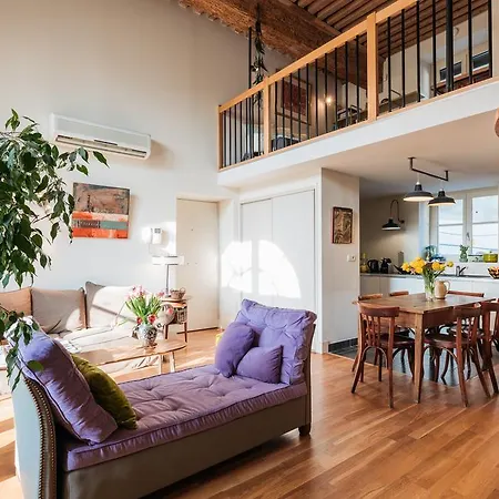 아파트 Luckey Homes - Montee Saint Barthelemy 리옹